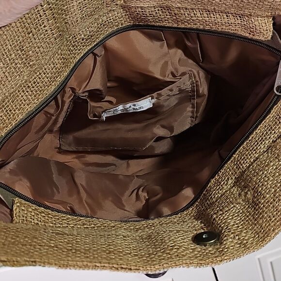 Clutch Snake Skin Style Accents Burlap Fully Lined Zip Closure And Snap - Picture 6 of 7